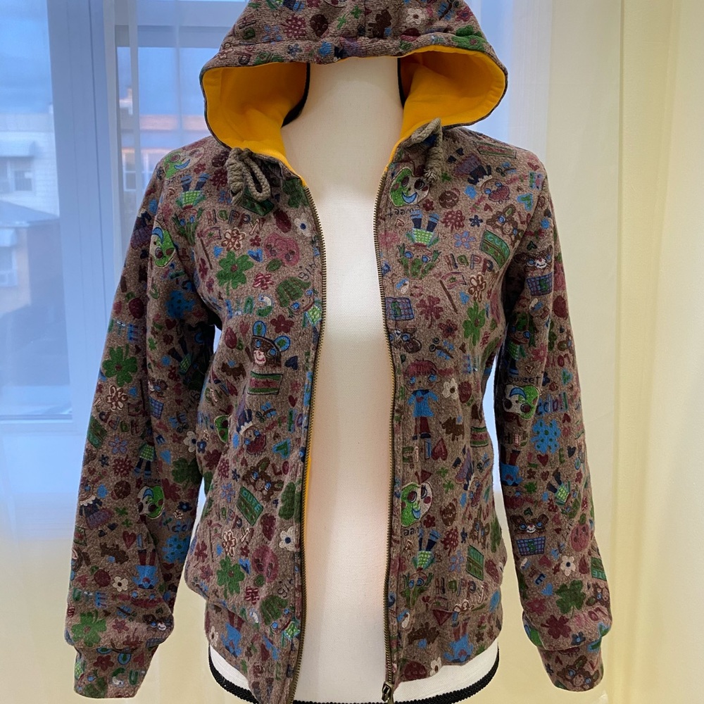 Brand new junior reversible hooded jacket size M